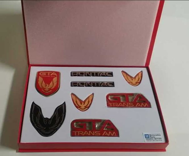 GTA Emblem Kit: 87-90 Bright RED