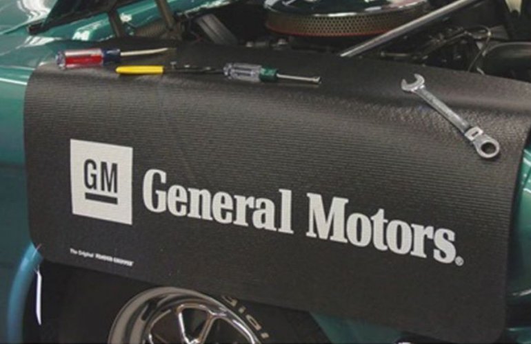 Fender Cover: "GENERAL MOTORS"