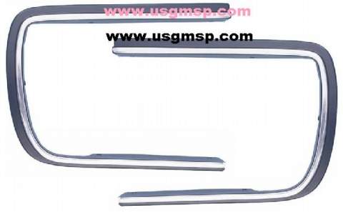 Headlamp Door Molding - 67-68 RS