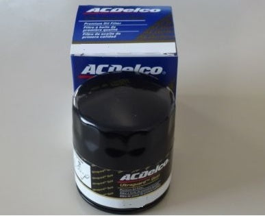 Oil Filter: 2009-2015 Camaro / Corvette(V8)