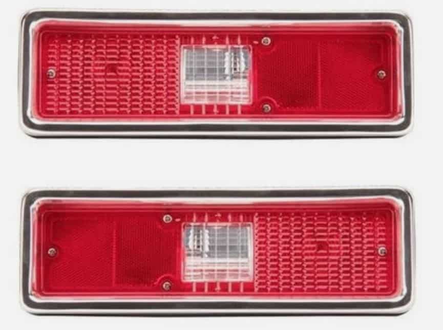 Tail Lamp Assembly NOVA 71-72  A PAIR SET . LH & RH