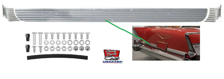 Molding Chev 1957 Rear Deck lid lower w/ fitting kit - pce