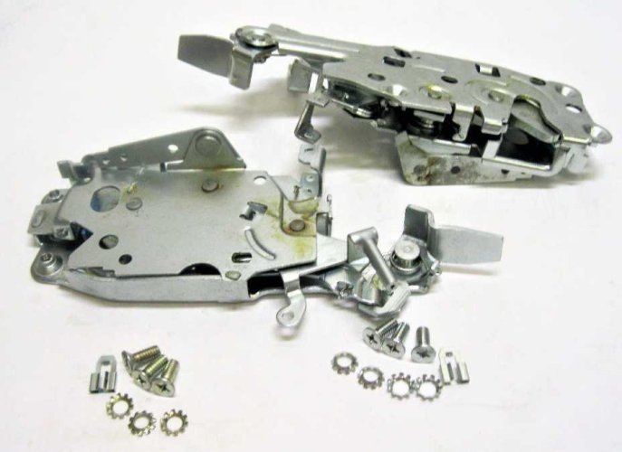 Door Latch: 69-70 Nova 2dr Post & 4 door Sedan (PR)