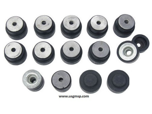 Body Mount Kit: 68-72 A Convertible - Rubber
