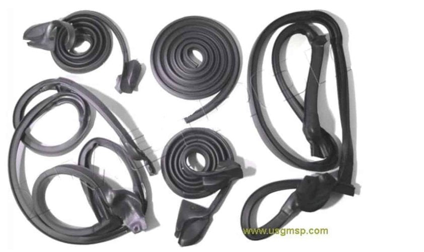 A: Weatherseal Kit: T-top GM 78-81F (Premium) - USA Made