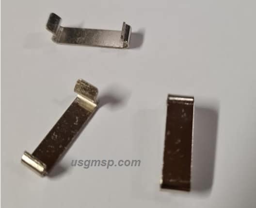 Clip: Firebird TA tail lamp Lens retainer (3) - 79-81