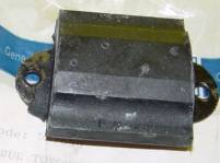 Gearbox Torsion Bar Insulator 82-83 AUTO - Outer