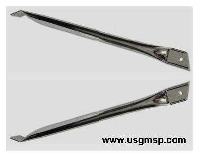 Radiator Support Bars: 67-69F (black) - Pair