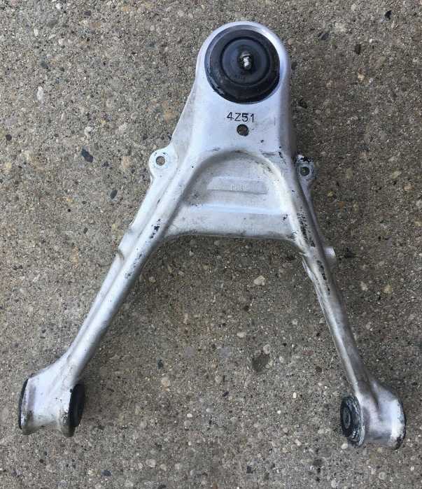 Control Arm: Corvette LOWER FRONT 84-86 USED EACH