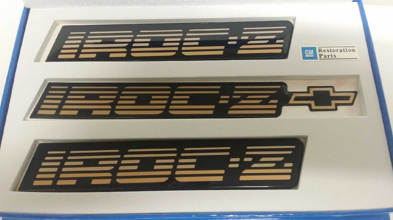 Emblem Set: IROC-Z - Gold series 87-89 Camaro